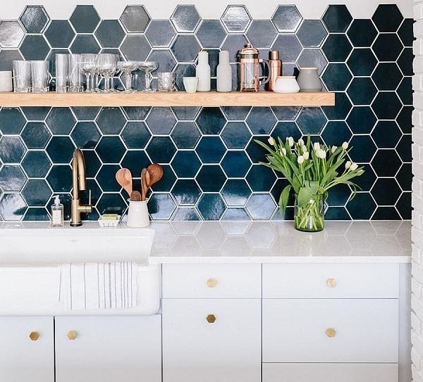 TOP mẫu Gạch lục giác ốp bếp Đẹp kèm cách chọn, bảng giá