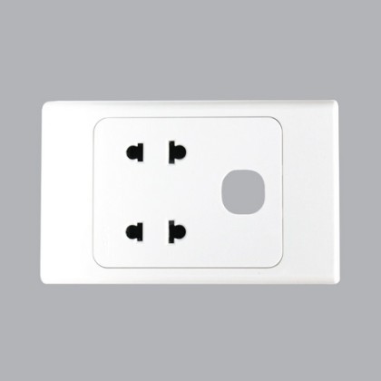 Ổ cắm đôi 2 chấu 16A + 1 lỗ