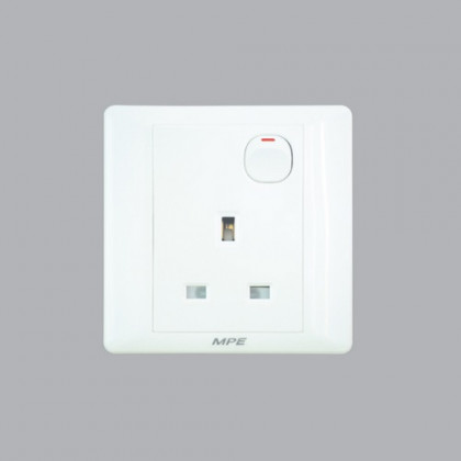 Mặt ổ cắm 3 chấu vuông + 1 công tắc